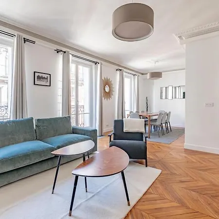 Champs Elysées Stylish Flat 2br 6ppl Appartamento Parigi