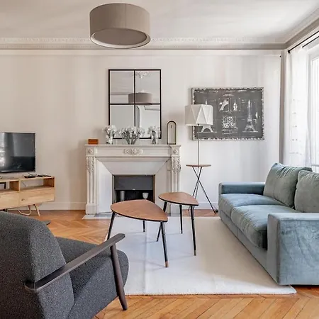 Champs Elysées Stylish Flat 2br 6ppl Appartamento